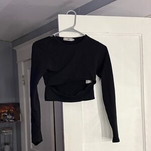 Adika Black Long Sleeve Crop Top